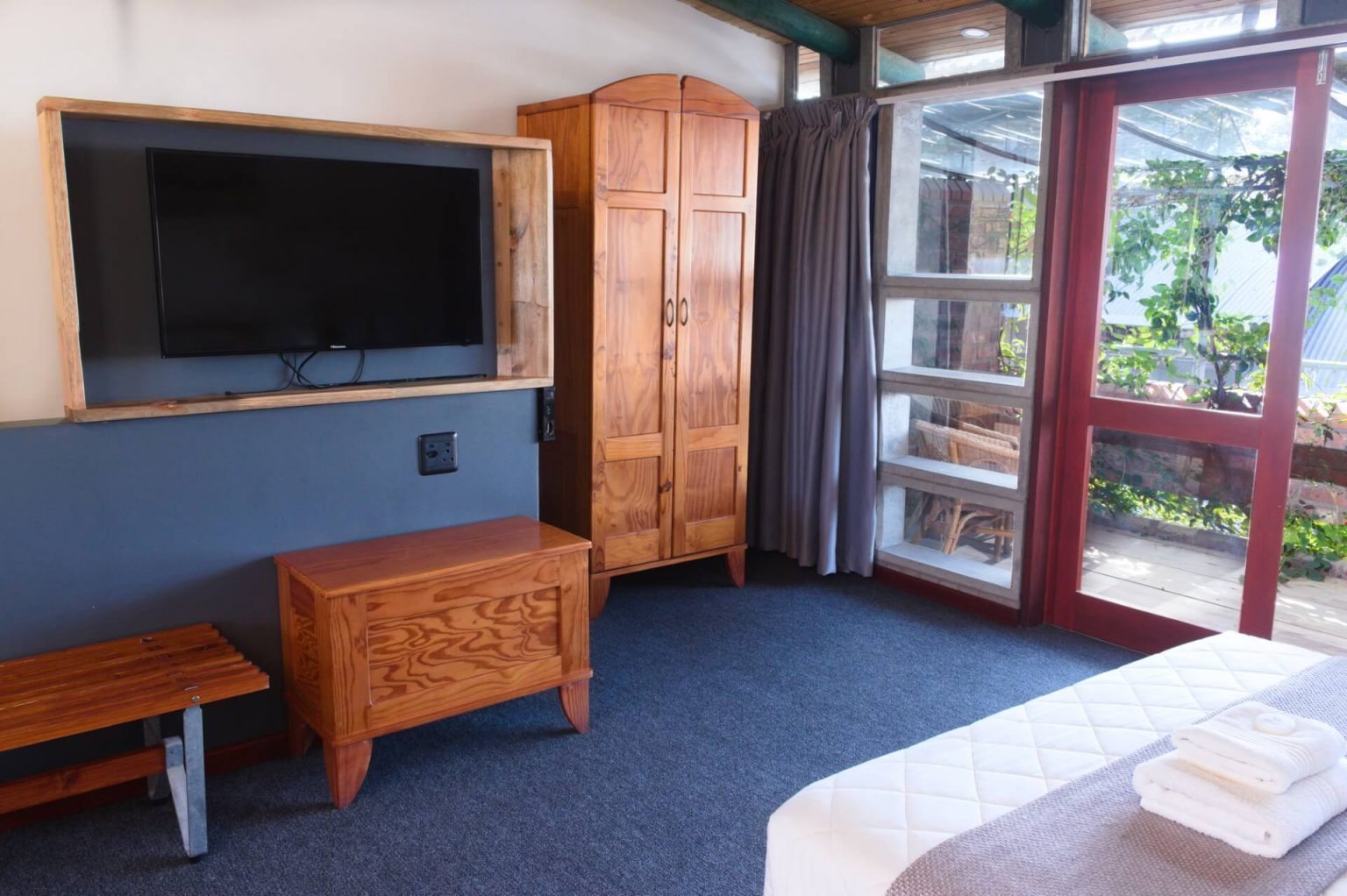 stratfords Guesthouse and accommodation East London-909